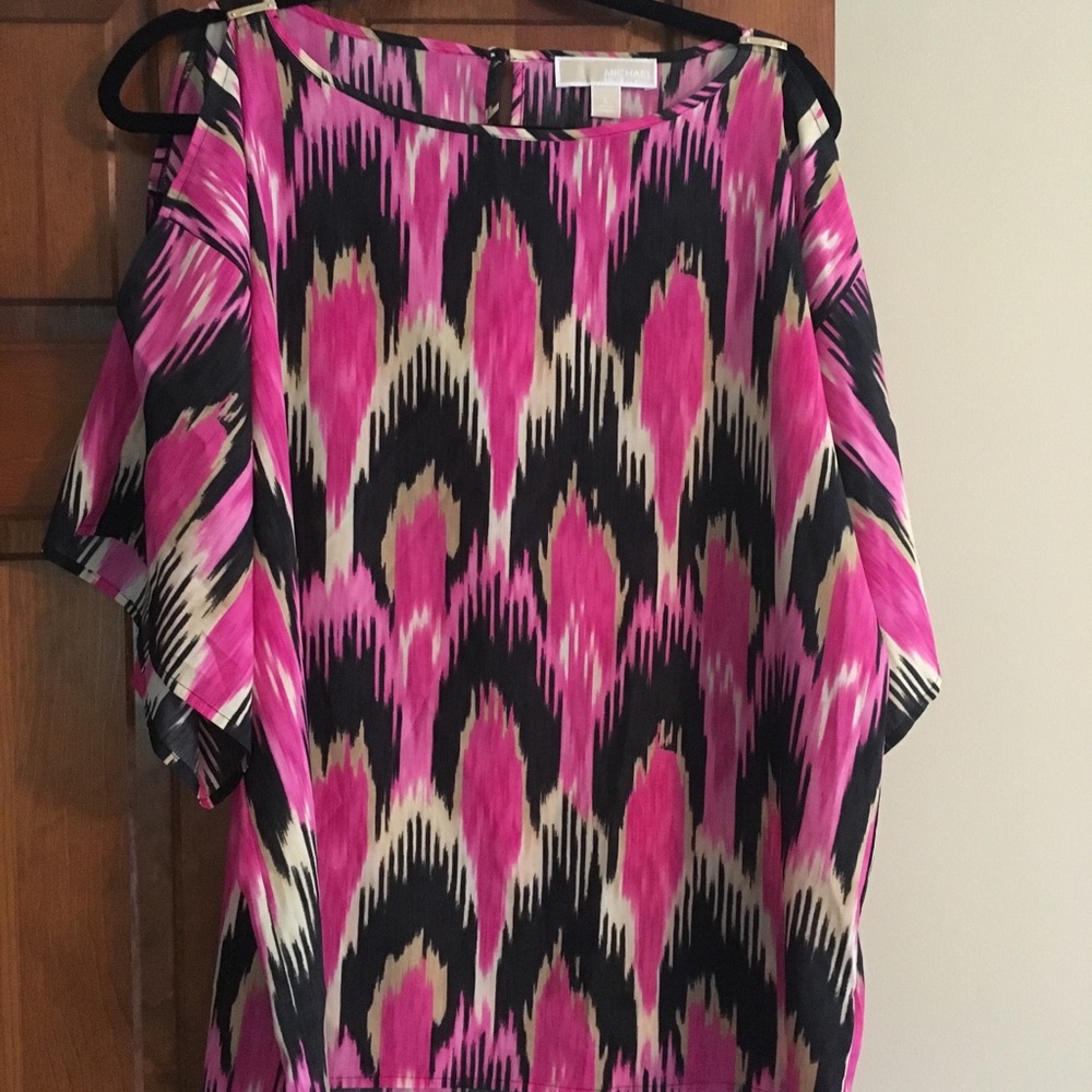 Michael Kors “Cold Shoulder” Top